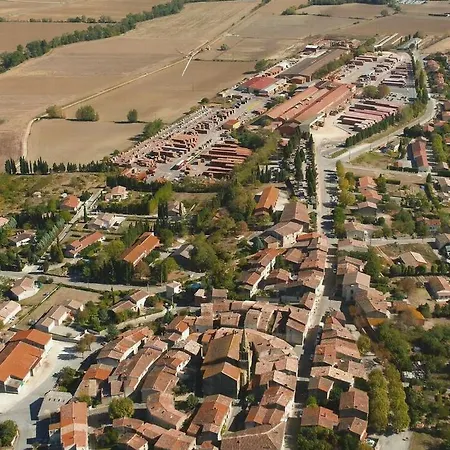 Appart't2 Avec Terrasse * Lasbordes